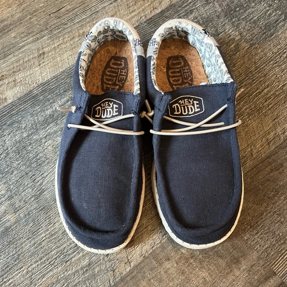 Hey Dude Wally Break Stitch Slip Ons